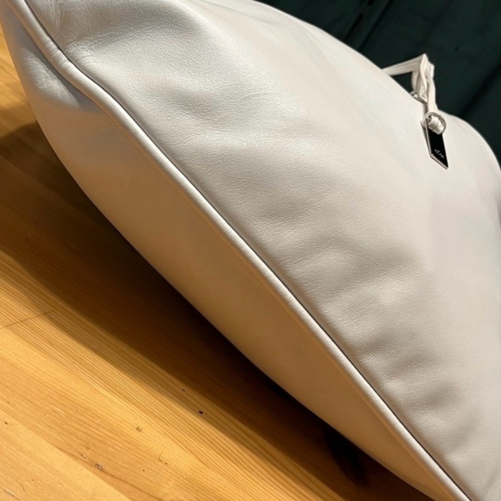 Gucci White Leather Drawstring Shoulder Bag with Bamboo Handle-Bag new - Picture 5 of 16